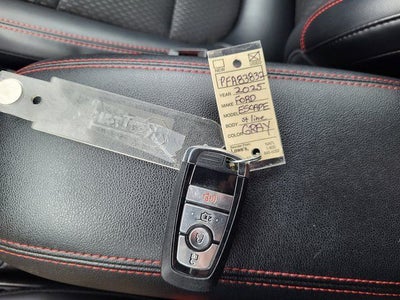 2025 Ford Escape ST-Line