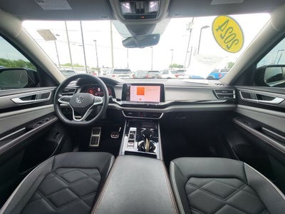 2024 Volkswagen Atlas 2.0T Peak Edition SE w/Technology