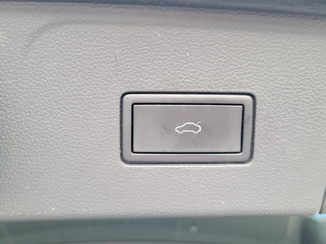 2024 Volkswagen Atlas 2.0T Peak Edition SE w/Technology