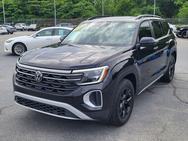 2024 Volkswagen Atlas 2.0T Peak Edition SE w/Technology