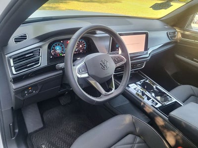 2025 Volkswagen Atlas Cross Sport 2.0T SE w/Technology