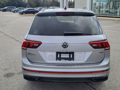 2022 Volkswagen Tiguan 2.0T SE R-Line Black
