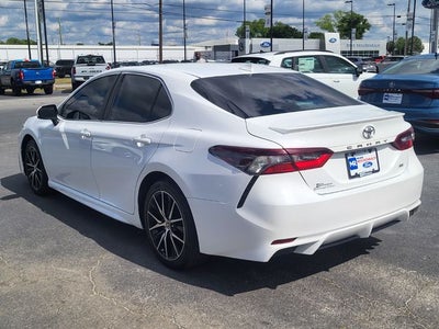 2021 Toyota Camry SE