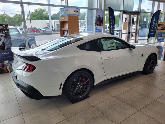 2026 Ford Mustang Dark Horse