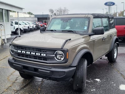 2025 Ford Bronco Base