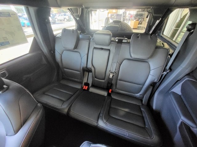 2025 Ford Bronco Outer Banks Tsport Sportsman Package