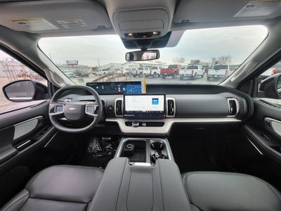 2026 Ford Expedition Active