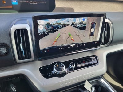 2025 Ford Expedition Active