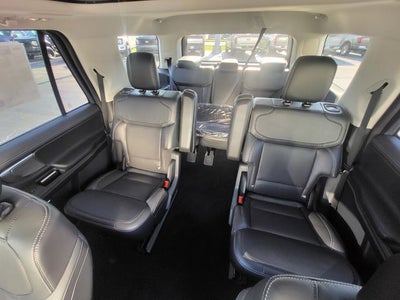2027 Ford Expedition Platinum
