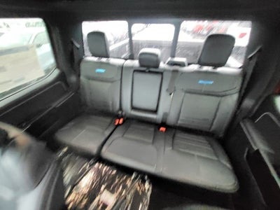 2025 Ford F-150 Lightning Platinum