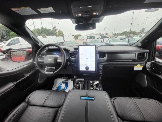 2025 Ford F-150 Lightning Platinum