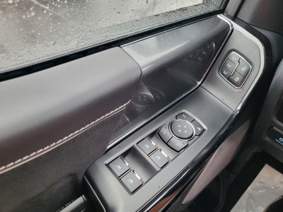 2025 Ford F-150 Lightning Platinum