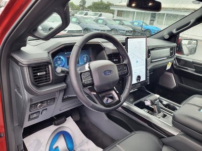 2025 Ford F-150 Lightning Platinum