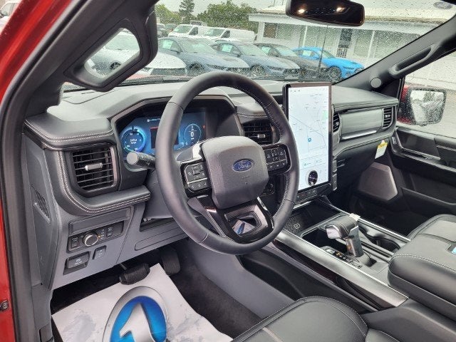 2025 Ford F-150 Lightning Platinum