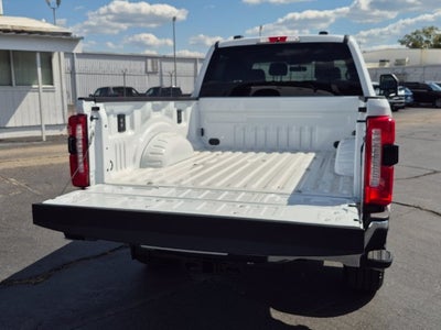 2027 Ford F-350SD Lariat