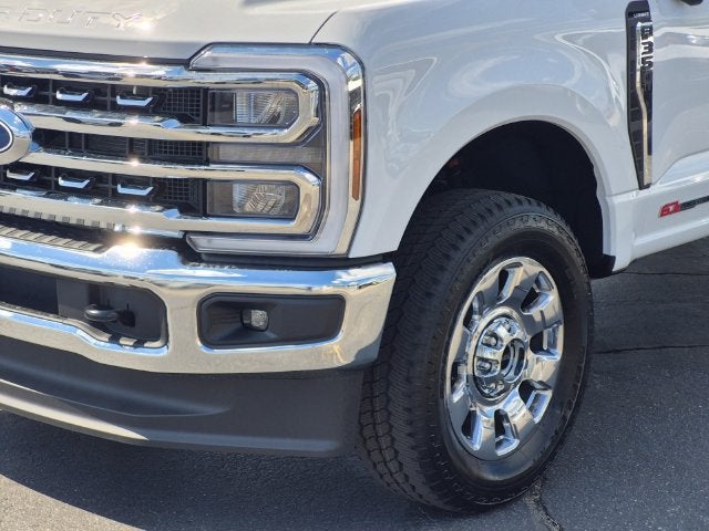 2027 Ford F-350SD Lariat