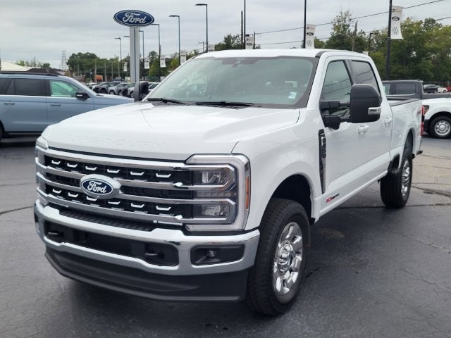 2027 Ford F-350SD Lariat