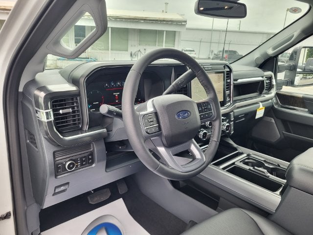 2027 Ford F-350SD Lariat