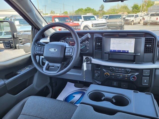 2025 Ford F-350SD XL