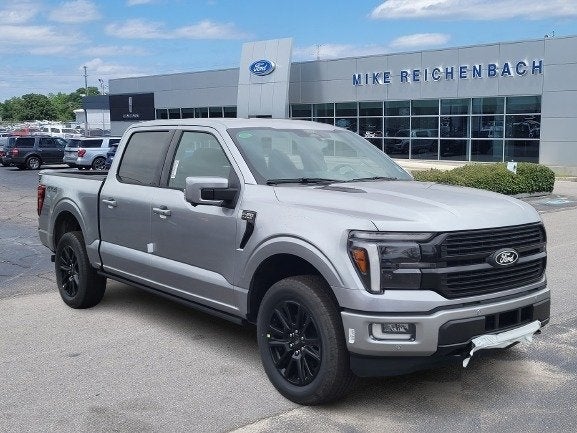2025 Ford F-150 Platinum
