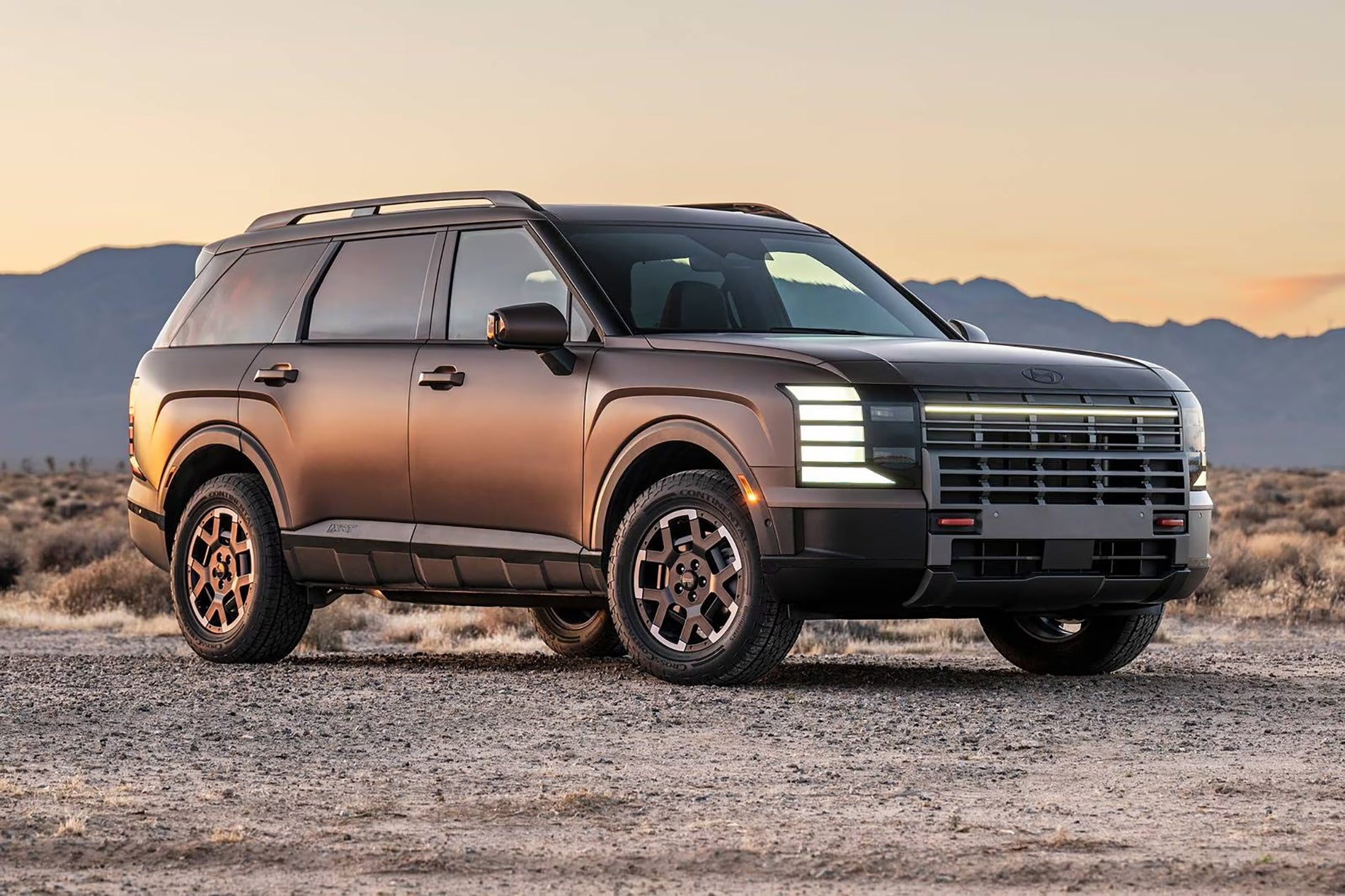 2026 Ford Explorer vs. 2026 Hyundai Palisade Comparison